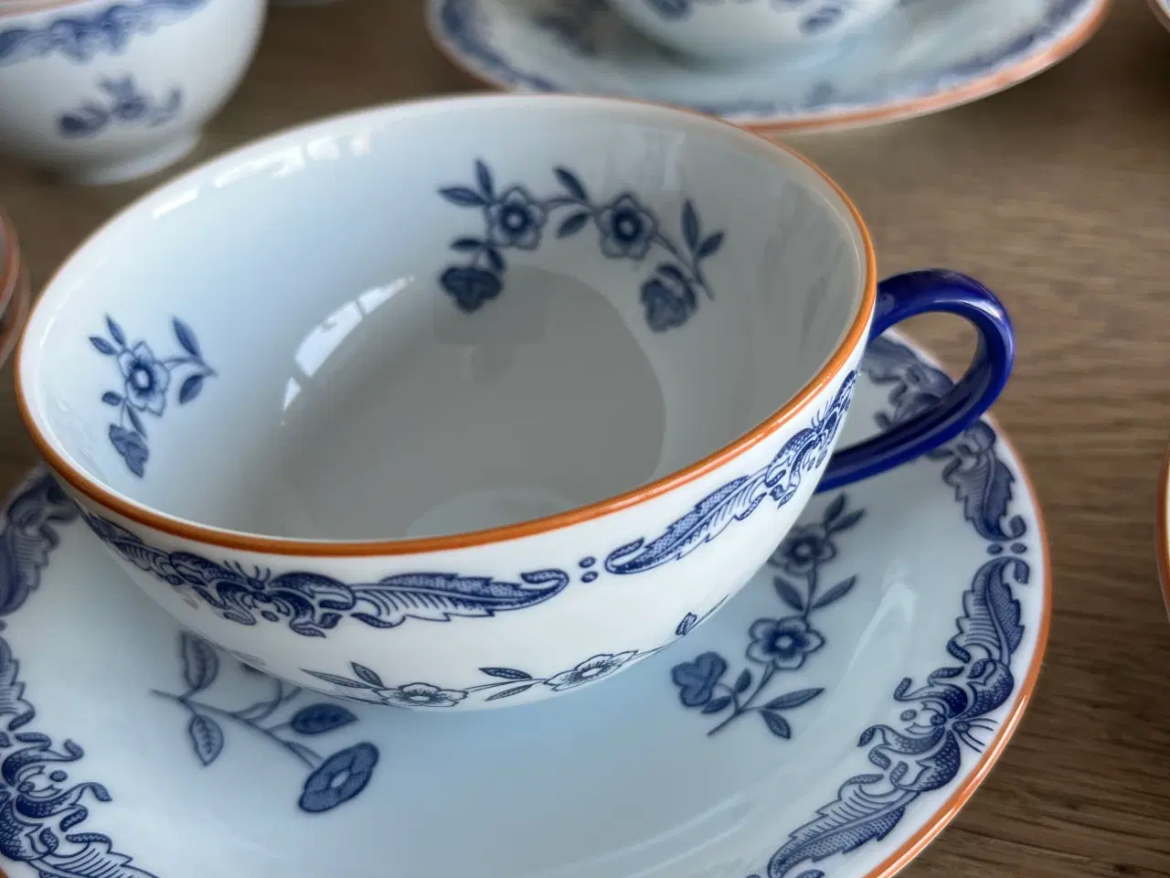 Billede 3 - Rörstrand Ostindia kaffe/tekopper og tallerkener 