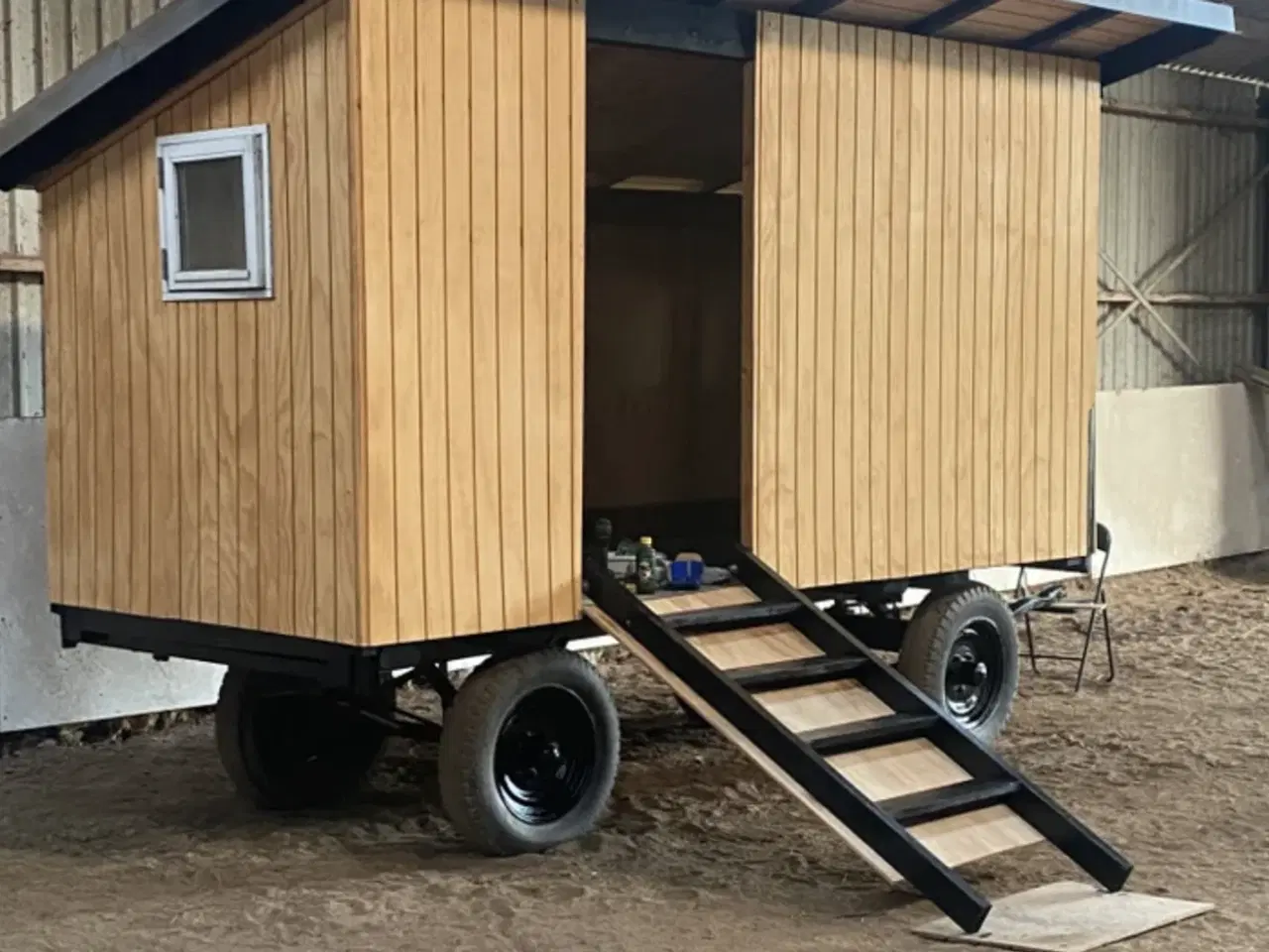 Billede 1 - Mobilt shelter/salgsbod/ tiny house