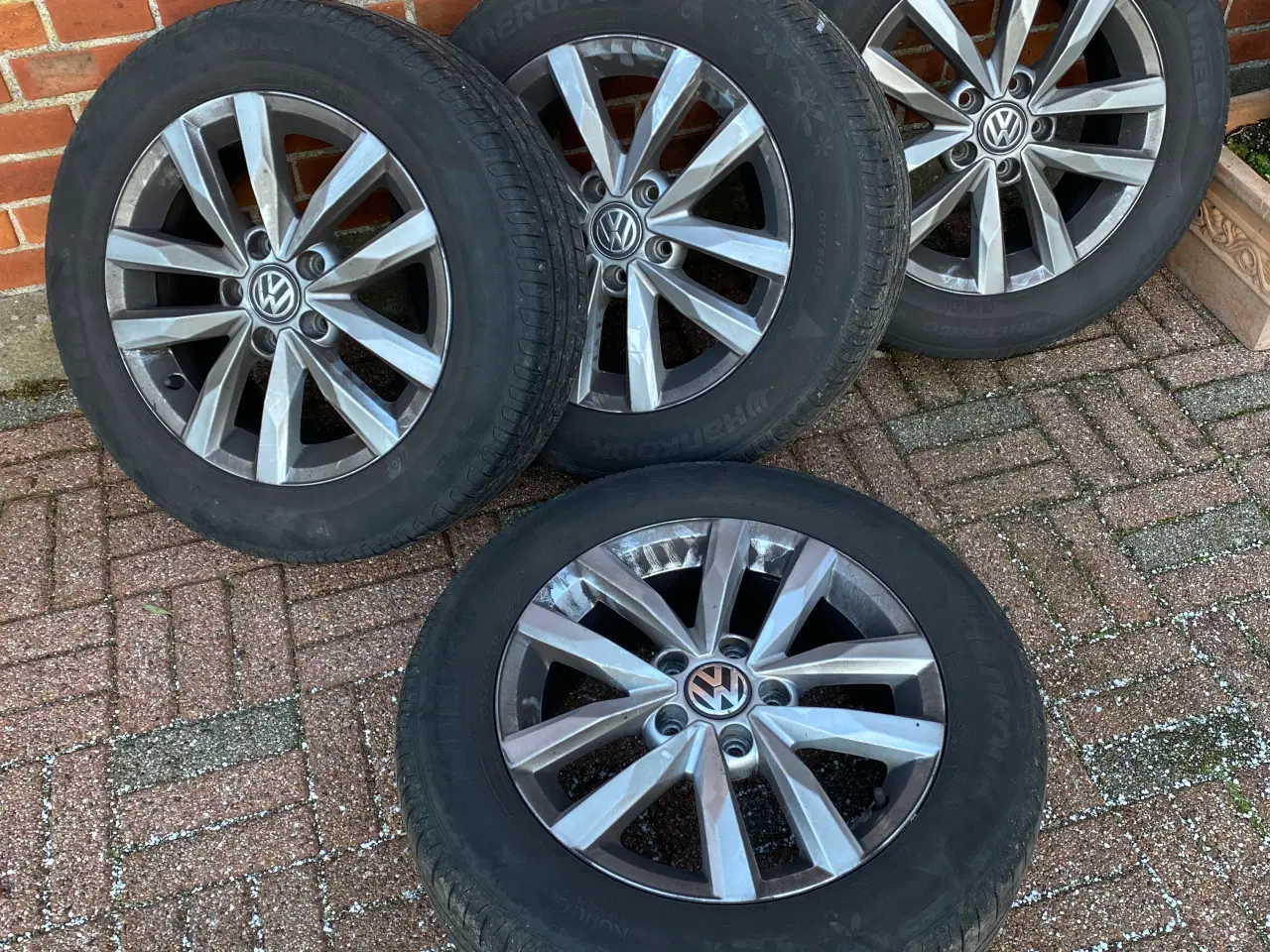 Billede 1 - Alufælge med sommerdæk