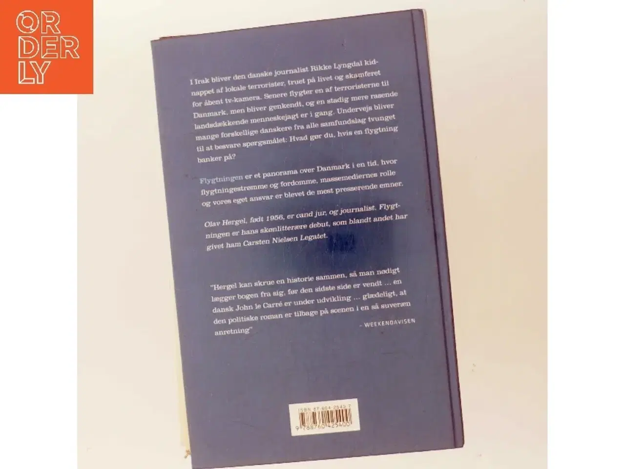 Billede 3 - Flygtningen : roman af Olav Hergel (Bog)