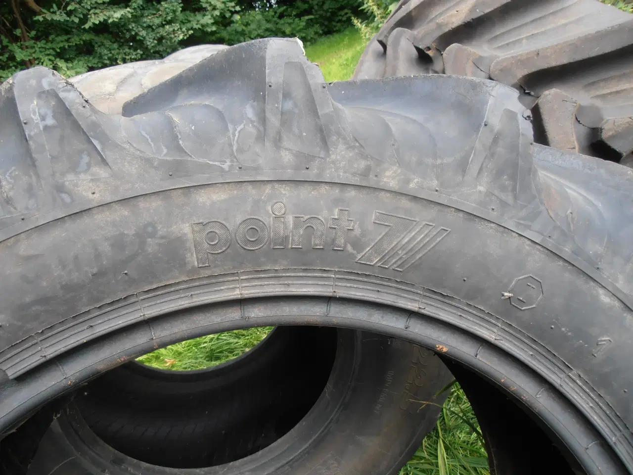 Billede 6 - Traktordæk 360/70R28" . 