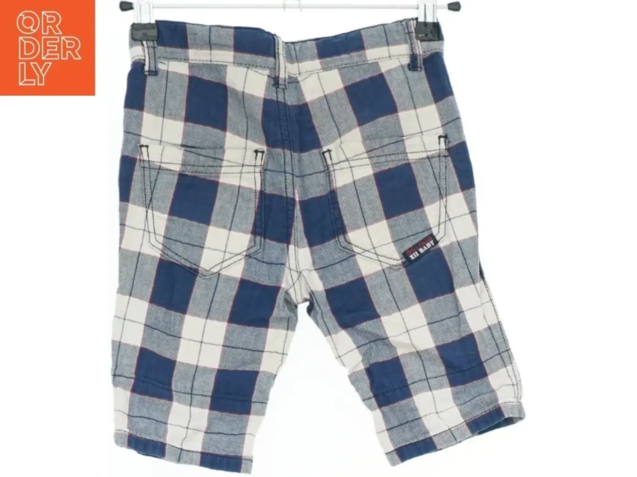 Billede 2 - Kortebukser med ternet mønster fra XII (str. 98)