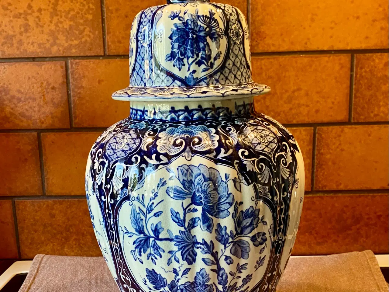 Billede 1 - Blå Delfts vase/lågkrukke 