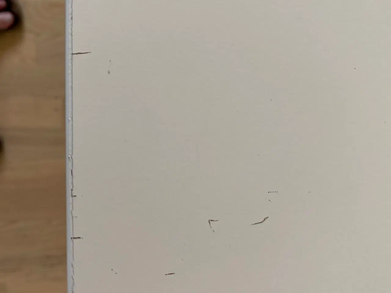 Billede 3 - Skænk med 4 rum med glashylde og låge i matteret g