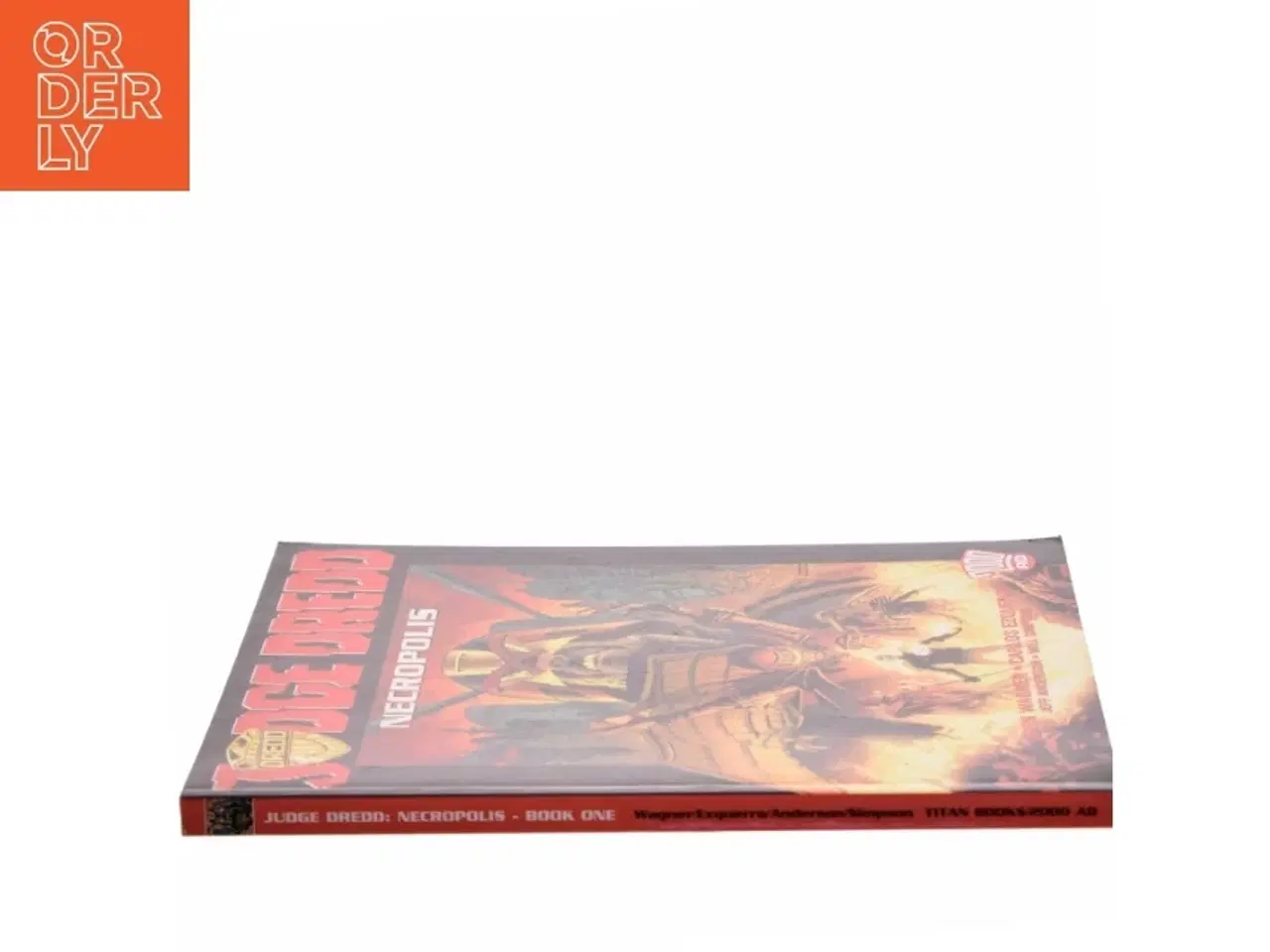 Billede 2 - Judge Dredd: Necropolis af John Wagner (Bog)