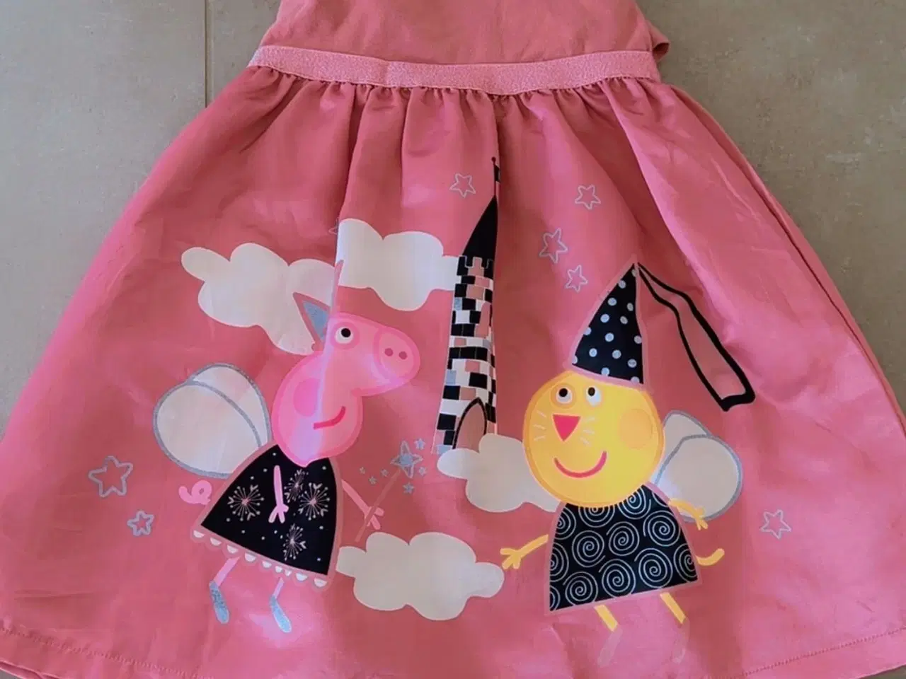 Billede 2 - Gurli Gris kjole - str 98