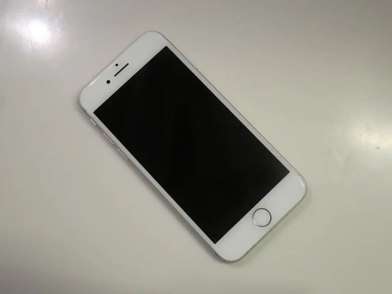 Billede 1 - Smartphone iPhone 8 64 GB inkl. emballage