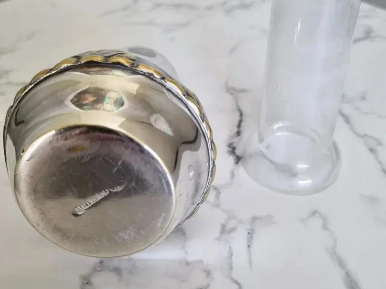 Billede 4 - Smuk vintage to tårnet Victoria vase i sølvplet 