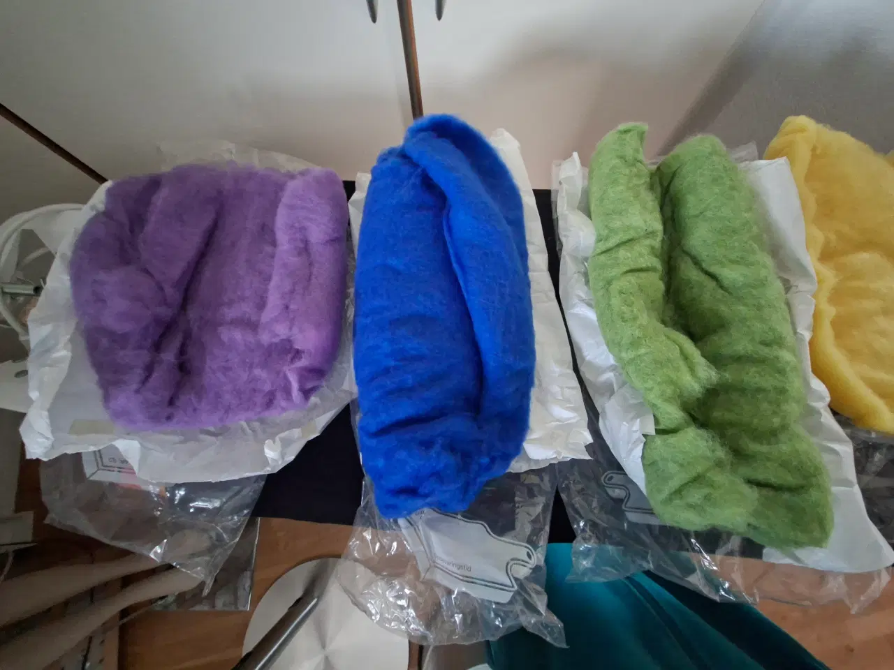 Billede 2 - Diverse uldfilt sælges
