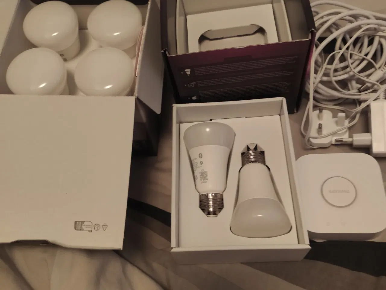 Billede 8 - Philips Hue – Starter kit + 4 ekstra pærer (White 