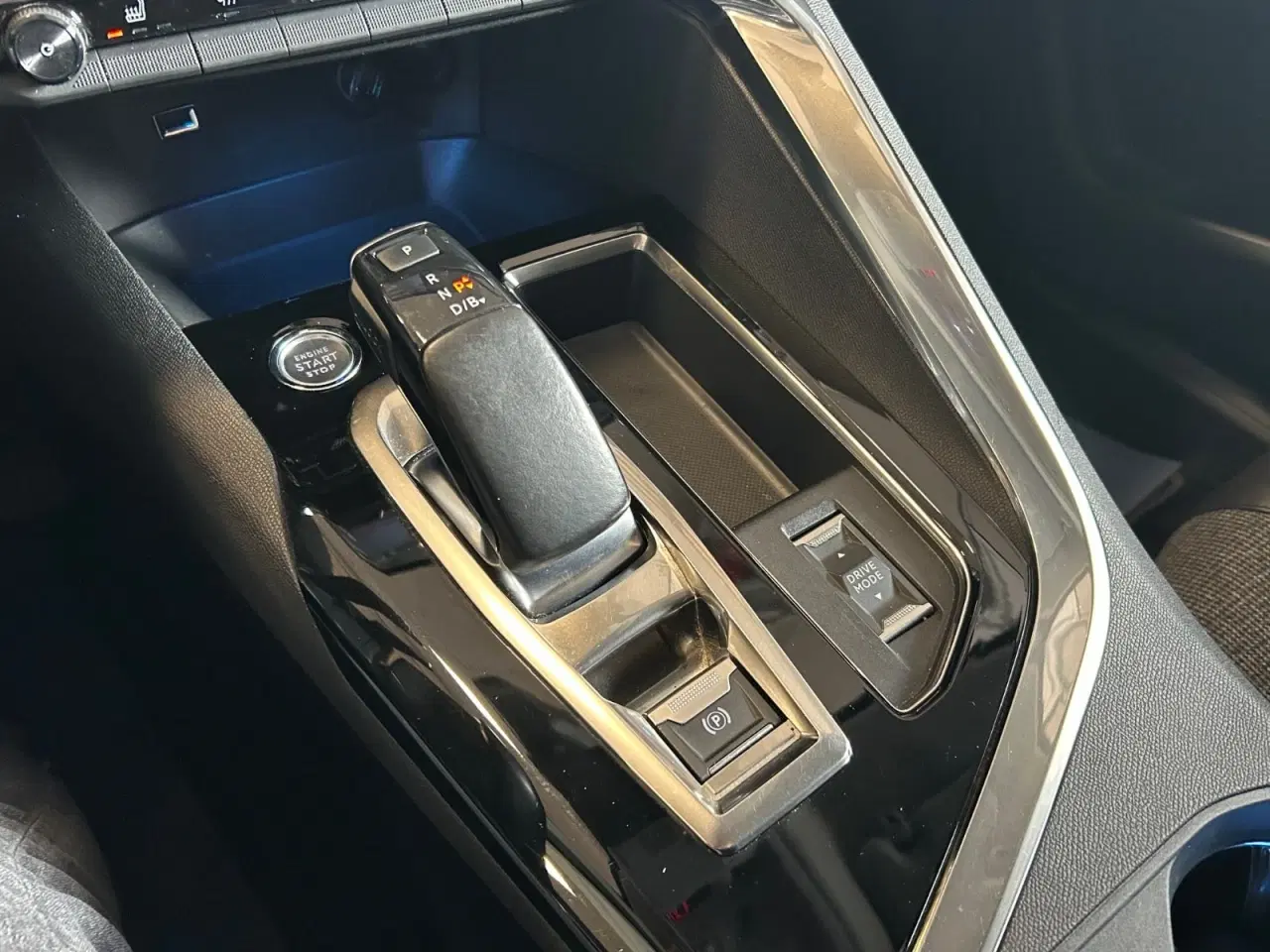 Billede 9 - Peugeot 3008 1,6 Hybrid Allure Limited EAT8