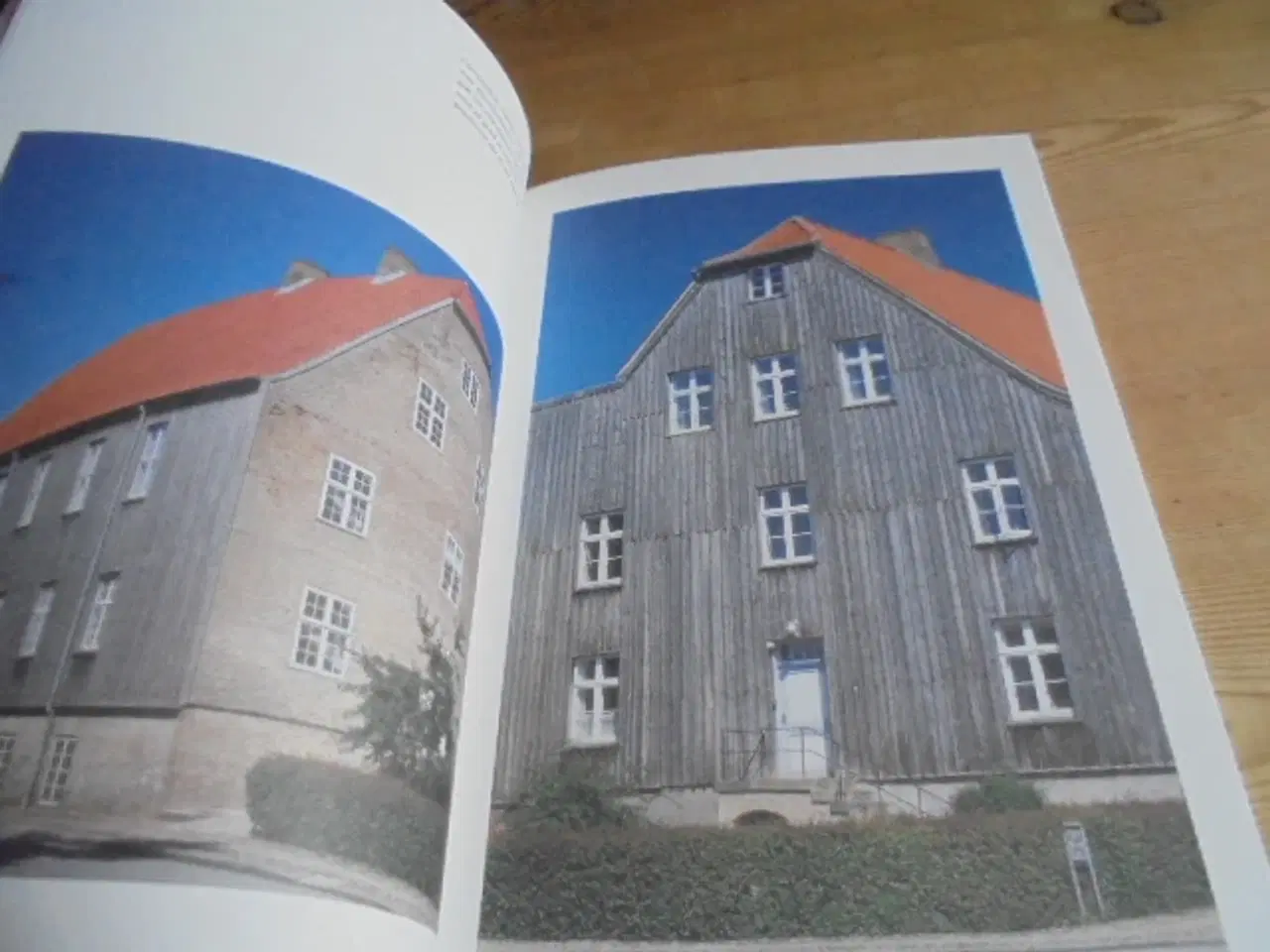 Billede 2 - Christiansfeld – Herrnhuternes by i Sønderjylland 