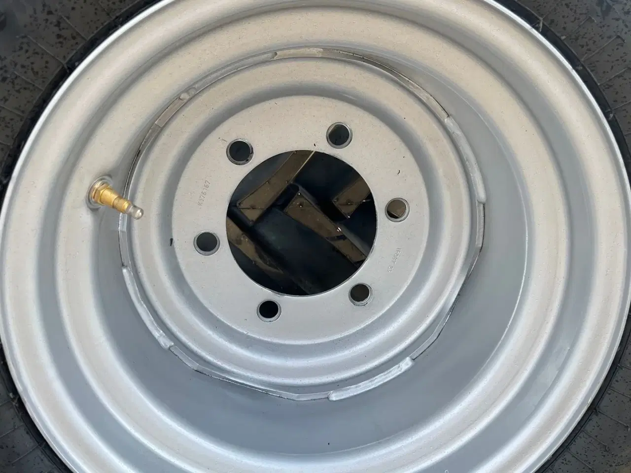 Billede 4 - MRL NYE brede hjul til minilæsser 19.0/45-17