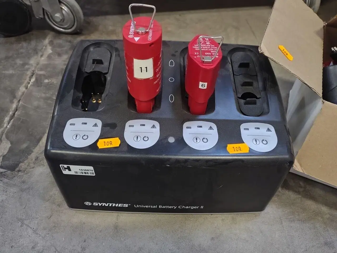 Billede 1 - Battery Charger SYNTHES Charger ll