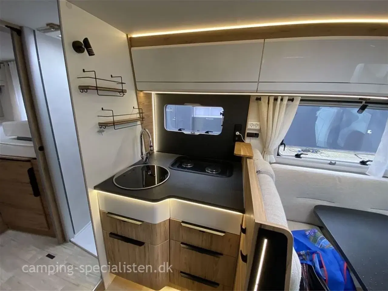 Billede 9 - 2022 - Pilote G 740 Sensation   Pilote G740 Sensation autocamper kan nu ses ved Camping-specialisten