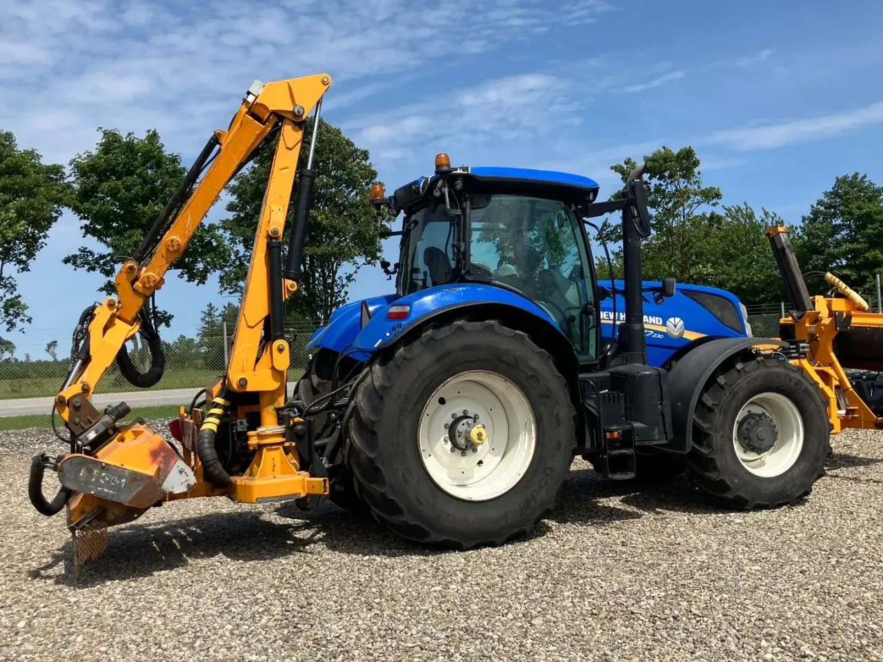 Billede 1 - FM BFA med 7mtr arm og FMK 1,7mtr klipper FM Rabatklipperudstyr