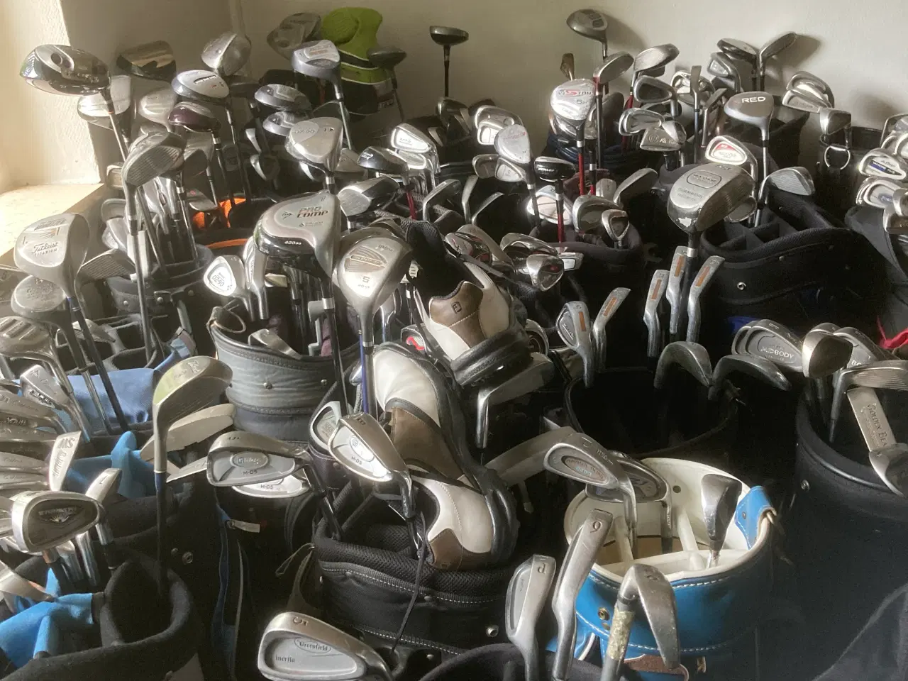 Billede 18 - Golf udstyr fra kæmpe konkursbo
