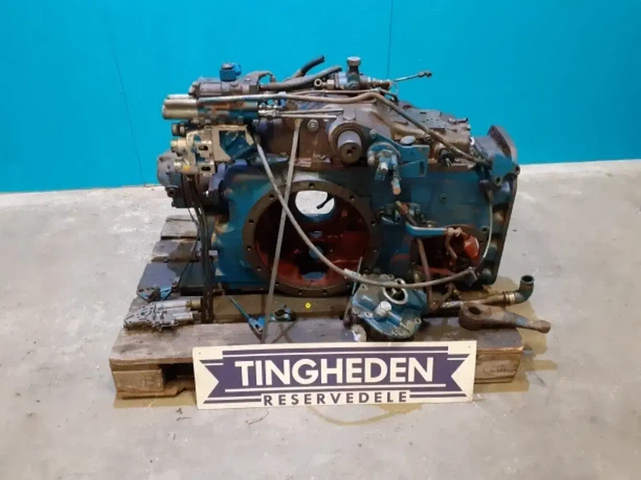 Billede 1 - Ford 6710 Bagtøj