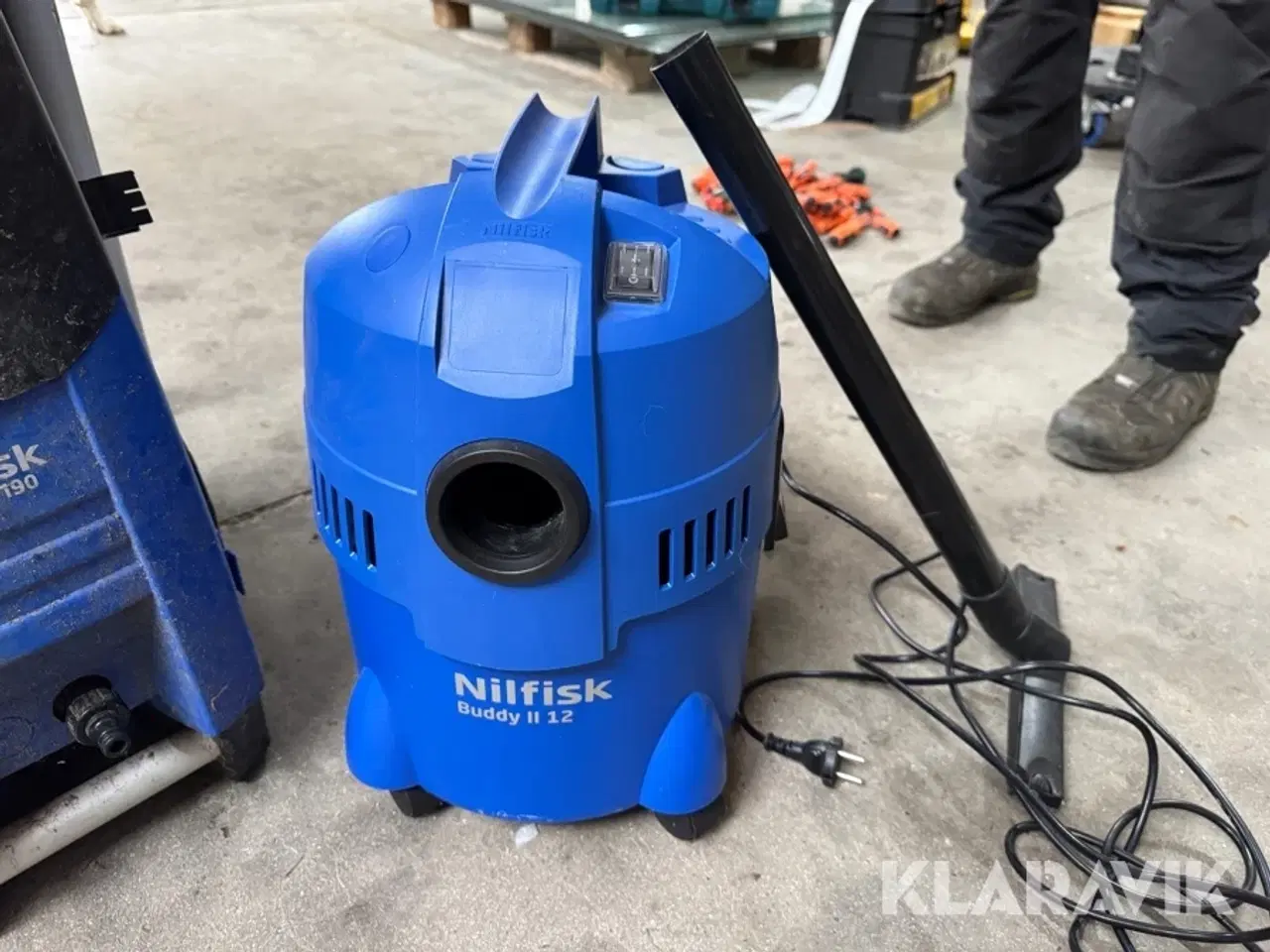 Billede 3 - Højtryksrenser og industristøvsuger Nilfisk Premium 190 - Buddy || 12 med udstyr