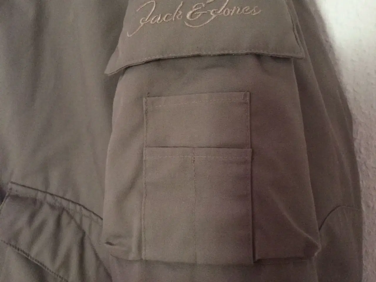 Billede 2 - Jack & Jones - dun jakke
