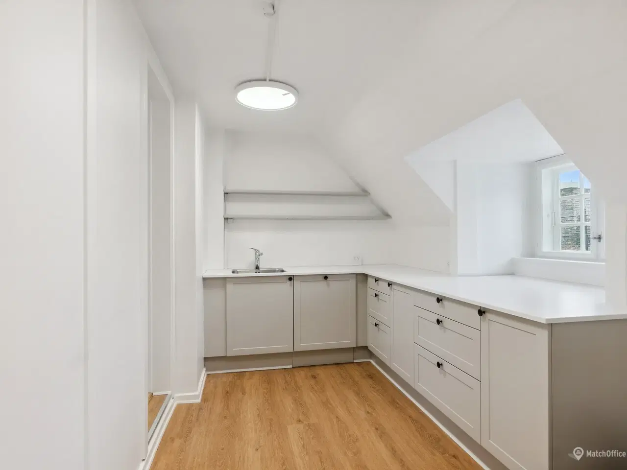 Billede 11 - INGEN BINDING - Nyistandsat storrumskontor på 423 m²