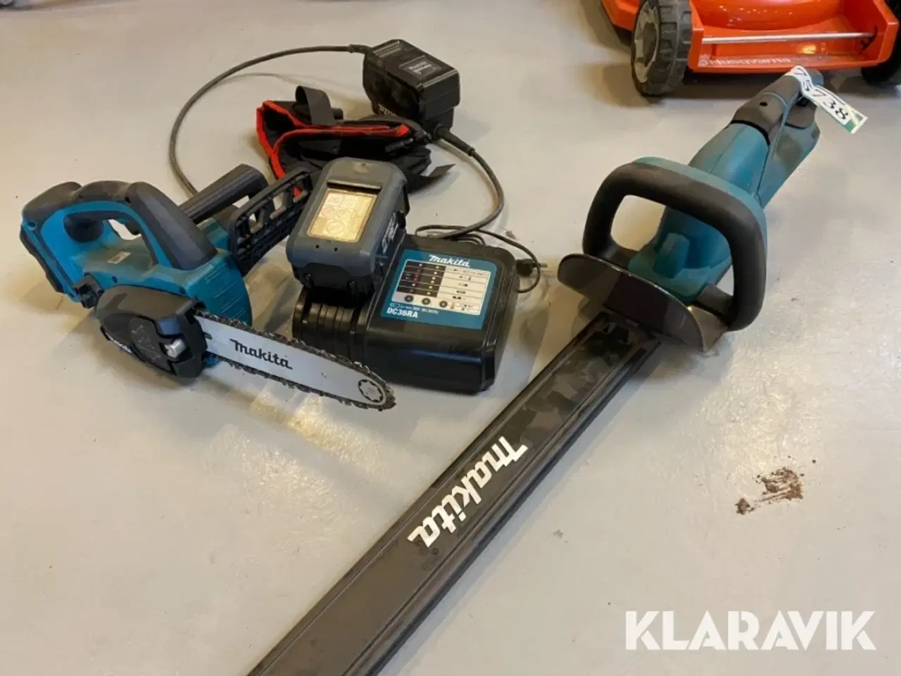 Billede 1 - Hækklipper og lille motorsav Makita
