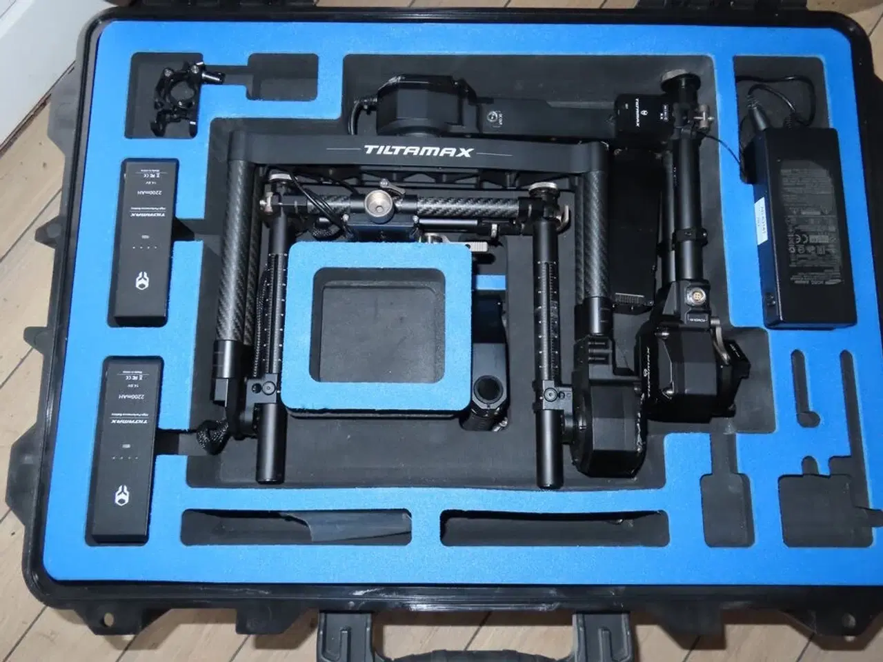 Billede 4 - 3-akset kamerasystem, TILTA GRAVITY GR-T03 i flightcase