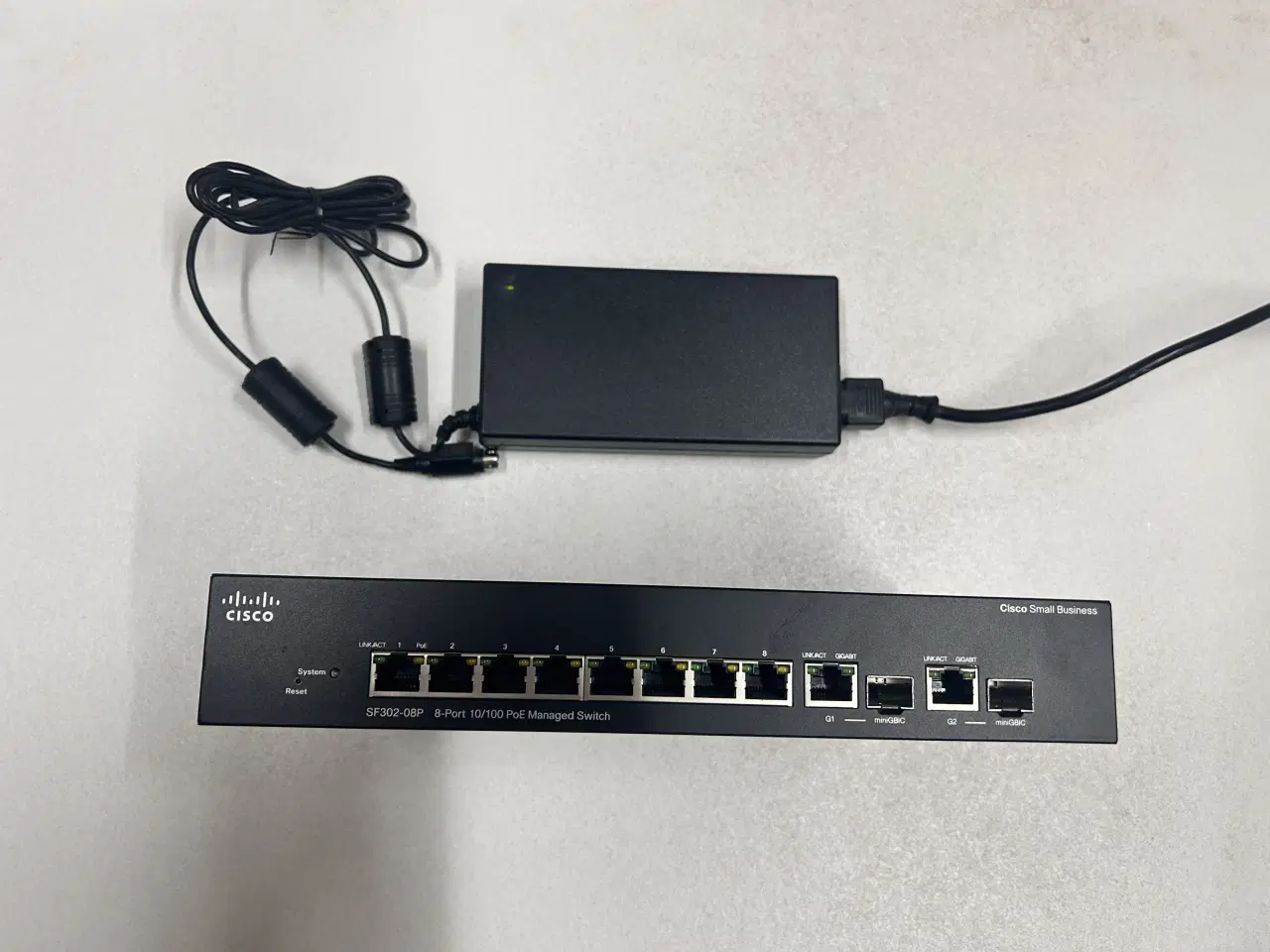 Billede 2 - Cisco SF302-08P Switch 8 porte