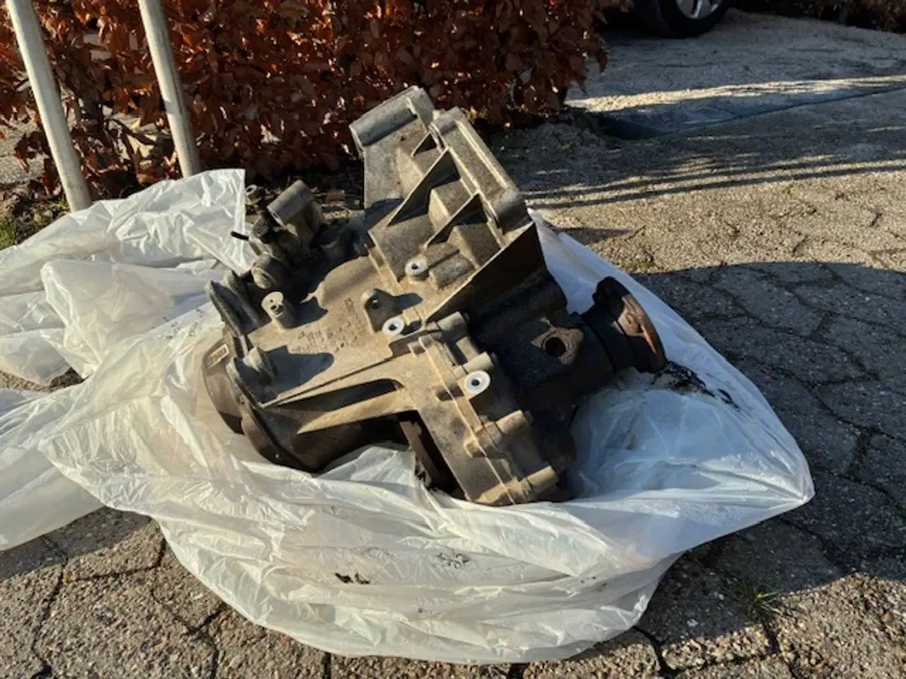 Billede 2 - Audi A1 1.2 TFSI gearkasse – slidt udrykkerleje