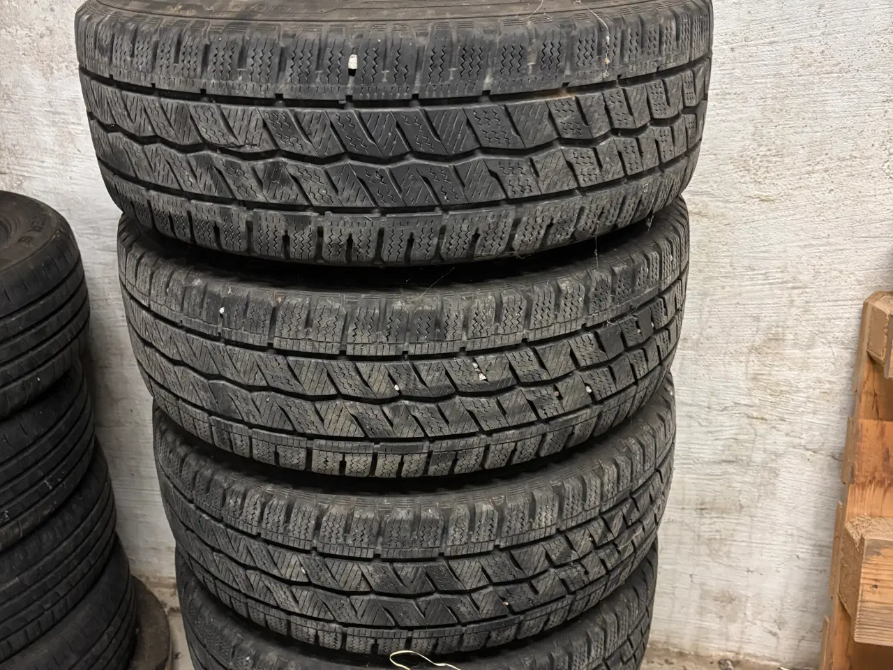 Billede 2 - Fælge og vinterdæk passer bla. på Toyota ProAce