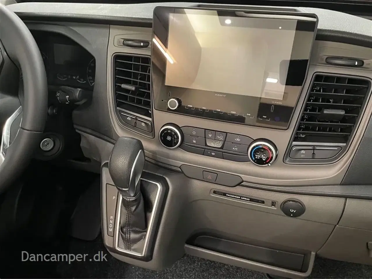 Billede 7 - 2024 - Chausson Titanium 627 ULTIMATE   Enkeltsenge + hæve-/sænkeseng, 5 selepladser, 4 sovepladser med mulighed for 5, 170Hk Aut,, Artic pakke, meget udstyr