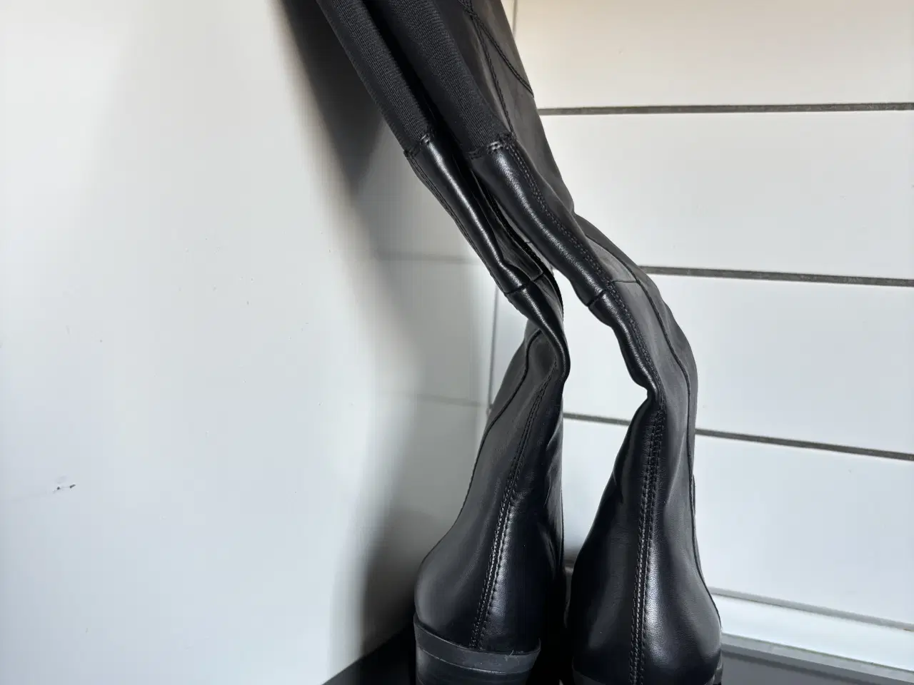 Billede 4 - Langskaftede støvler fra Vagabond str. 36