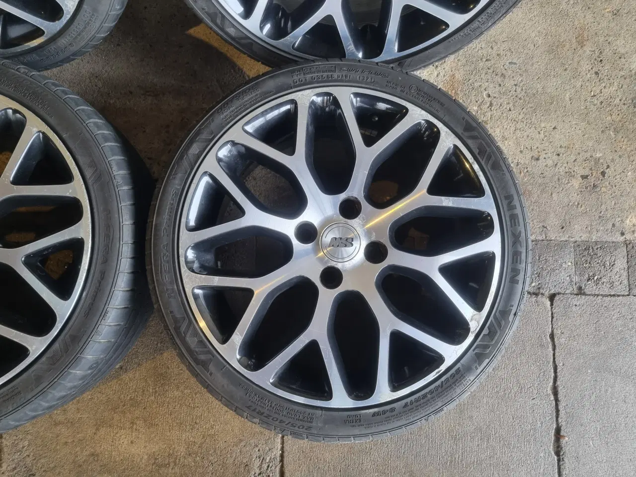 Billede 4 - 17'' Borbet MS fælge med sommerdæk