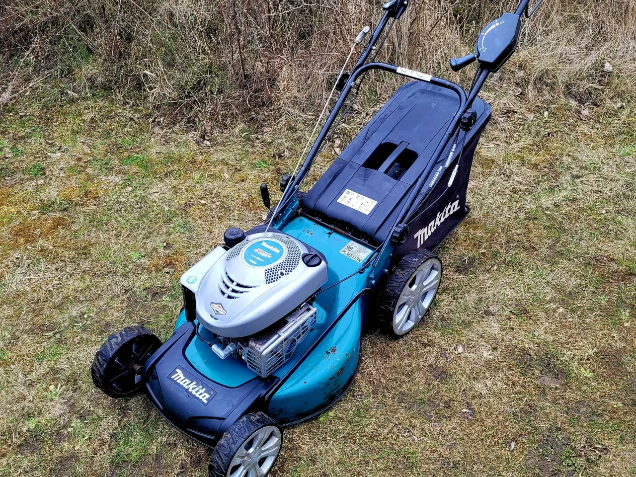 Billede 1 - Makita PLM5113N plæneklipper