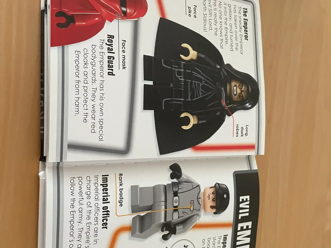 Billede 3 - The Amazing Book of Star  Wars Legobog