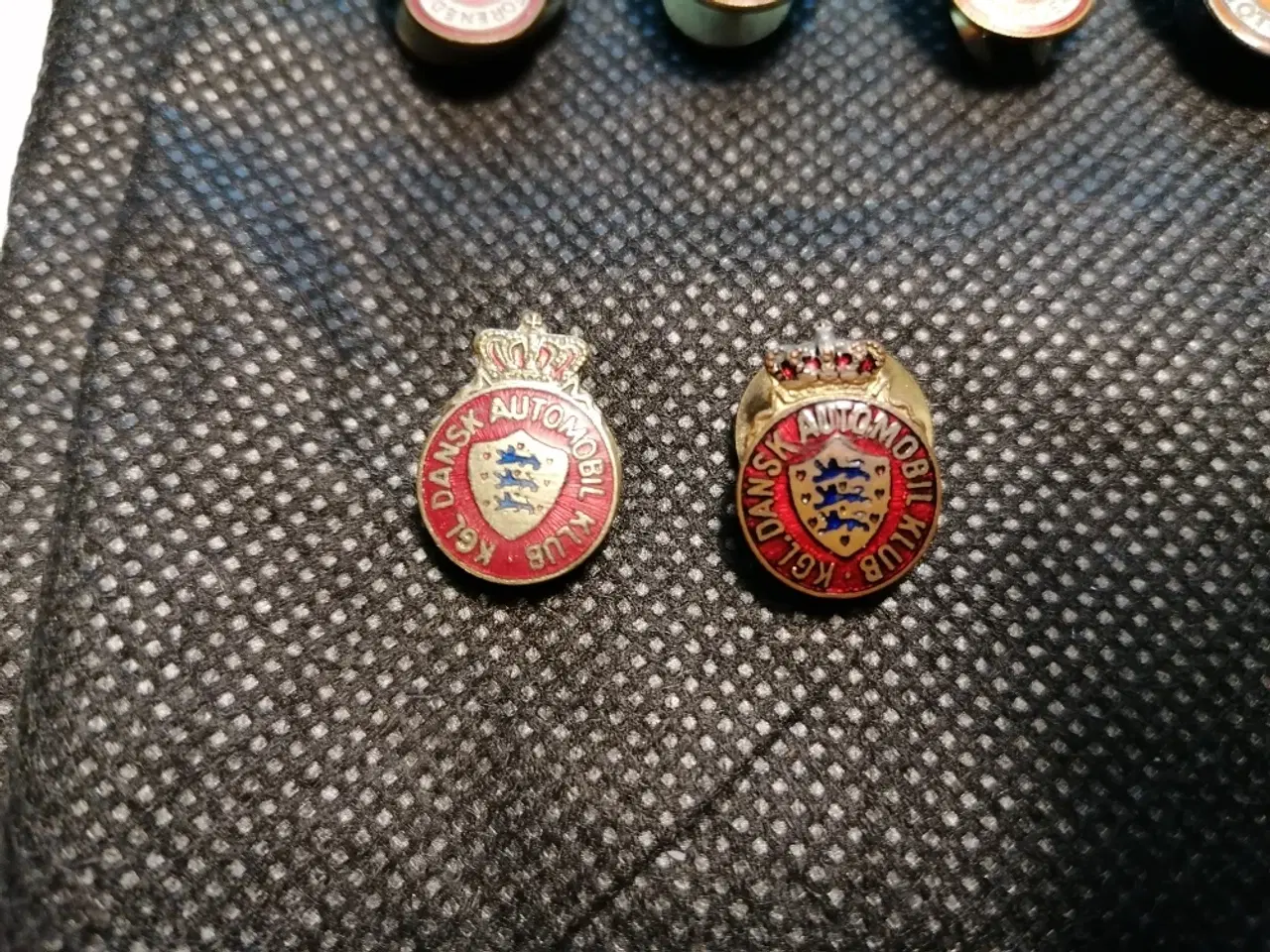 Billede 17 - Samler Pins mange sjældne.