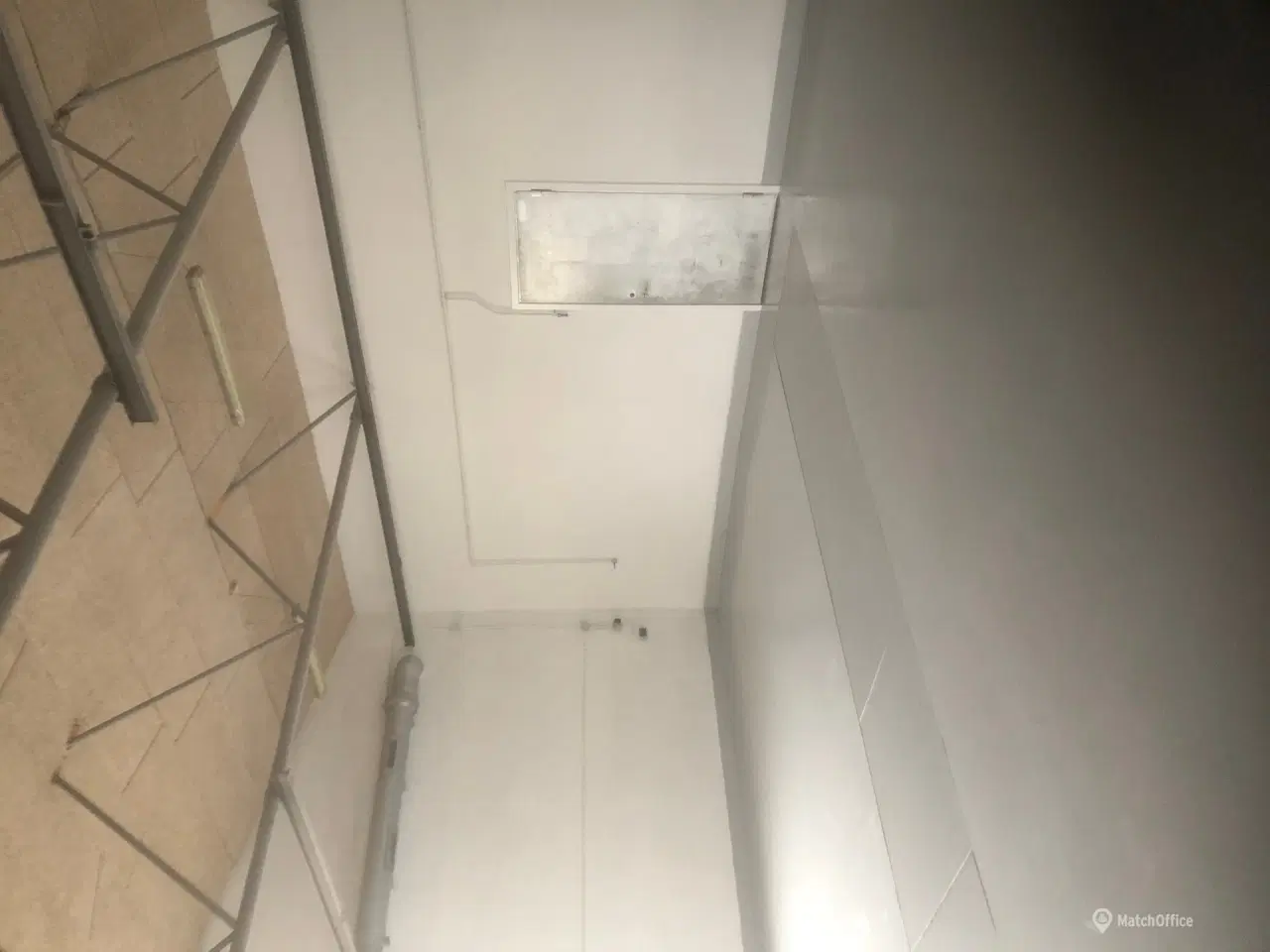 Billede 5 - lager/kontor/WC.Bad
