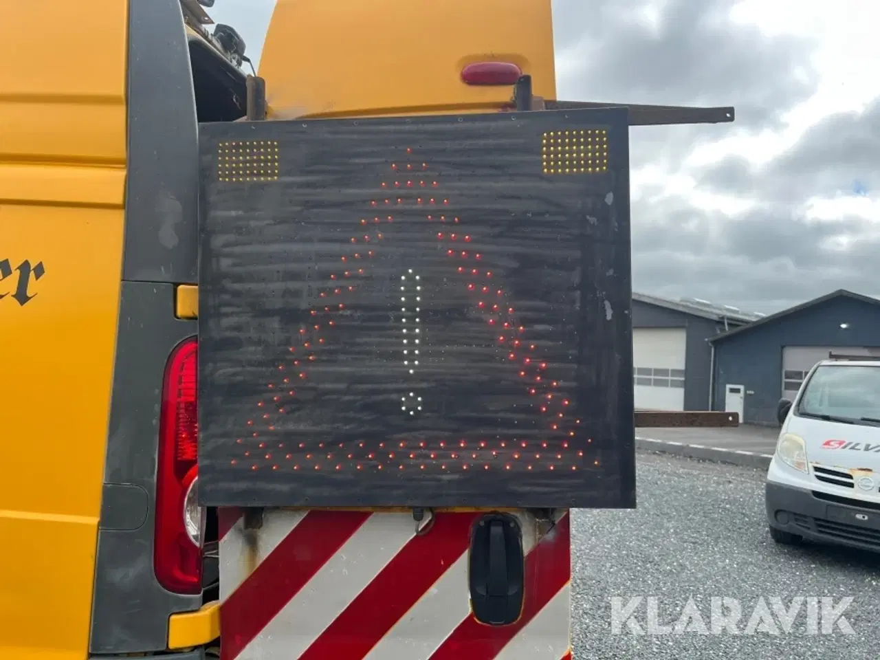 Billede 11 - Ledsagerbil Renault Trafic 2.0 DCI 115