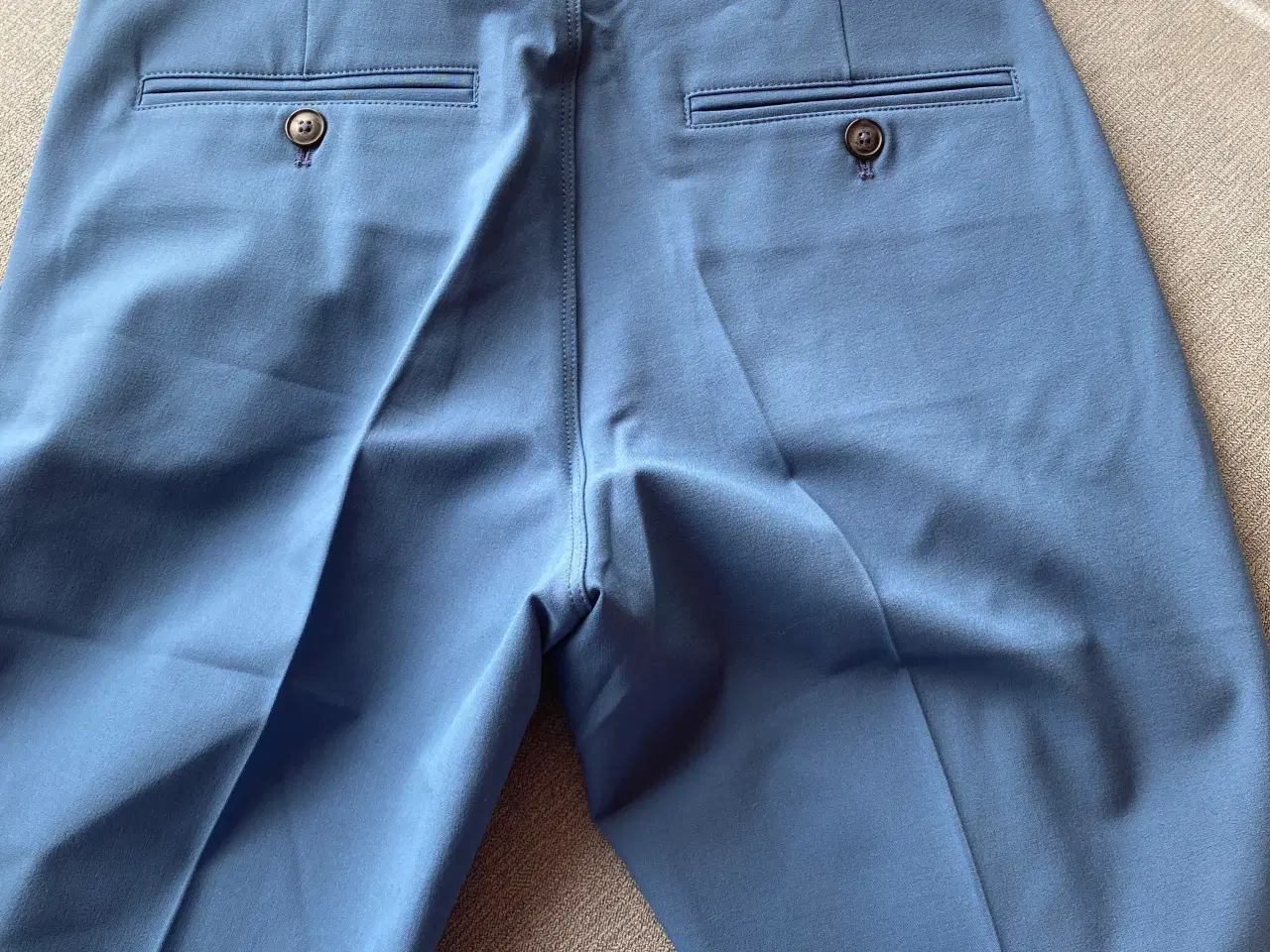Billede 3 - Shaping new tomorrow shorts str M 
