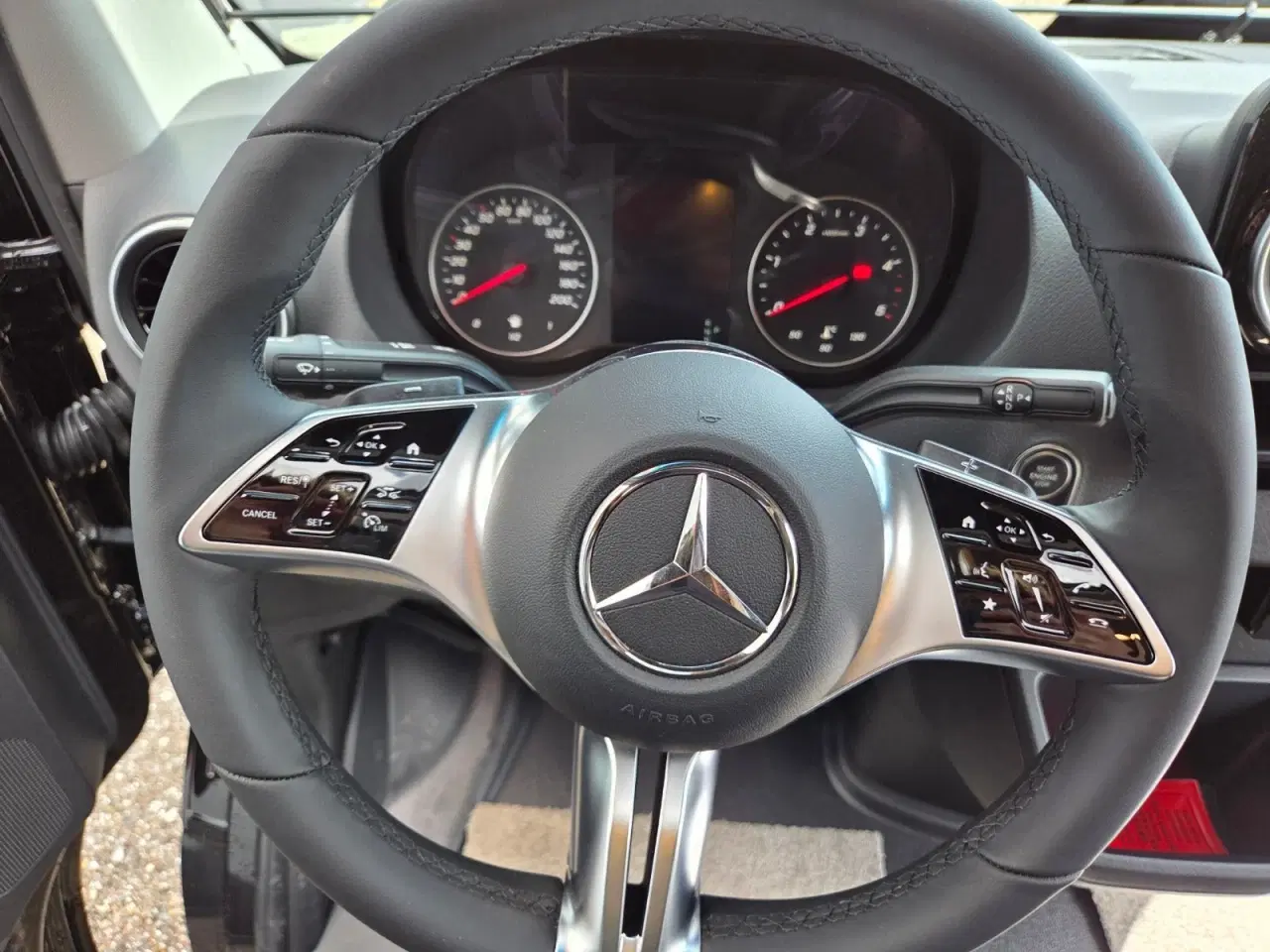 Billede 7 - Hymer B-MC T680 2,0 CDi BlackLine aut.