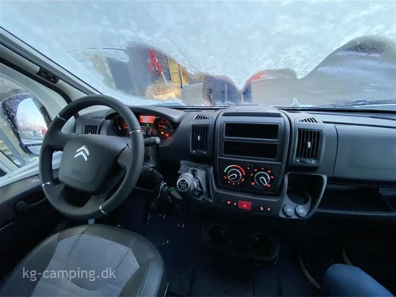 Billede 5 - 2024 - Adria Twin 640 SL   ADRIA TWIN 640 SL - KUN 1 STK. TIL DENNE SPECIALPRIS