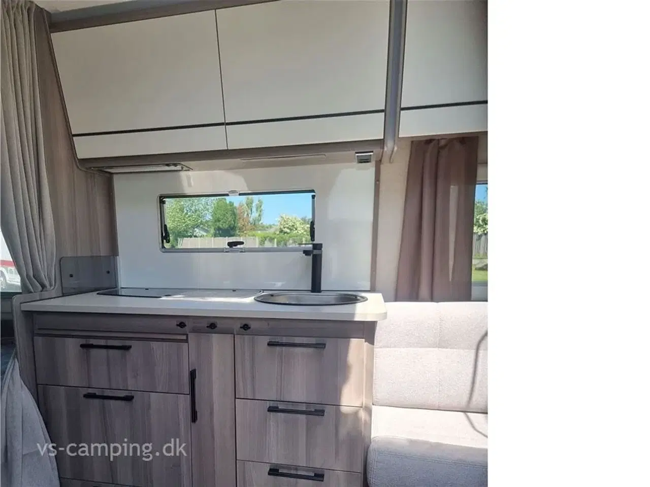 Billede 5 - 2024 - Kabe Estate 470 XL/KS   HYSTERISK VELHOLDT KABE - STÅR SOM NY