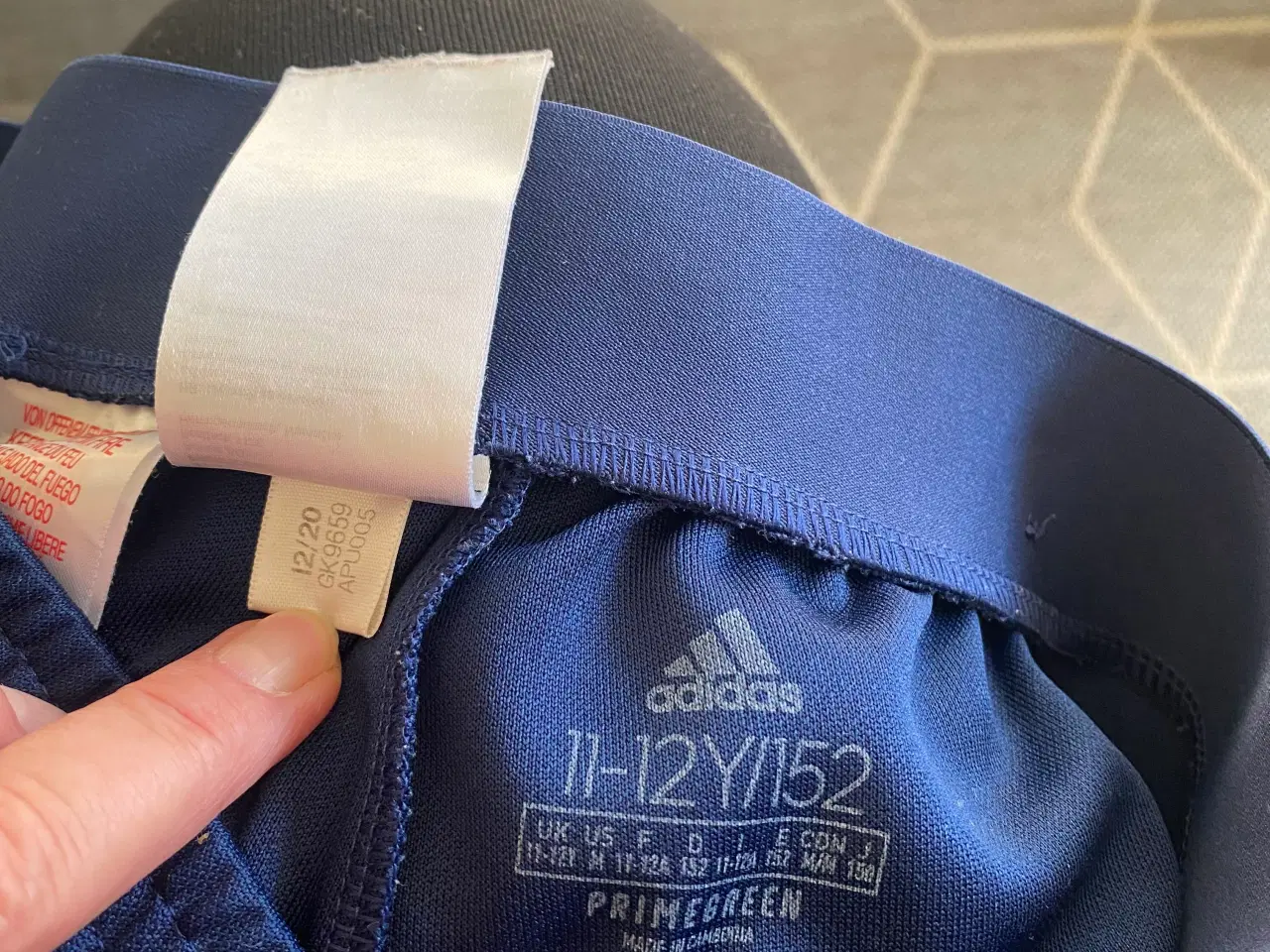 Billede 3 - Joggingbukser str 11-12 år