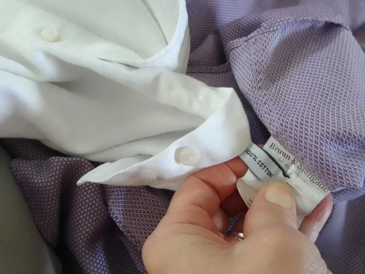 Billede 4 - 2 stk skjorter str m 