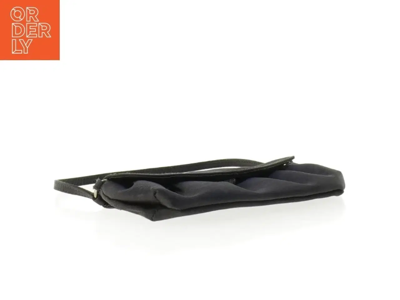 Billede 7 - Mørkegrå satin clutch med skulderrem fra Accessorize (str. 24 x 11 cm)