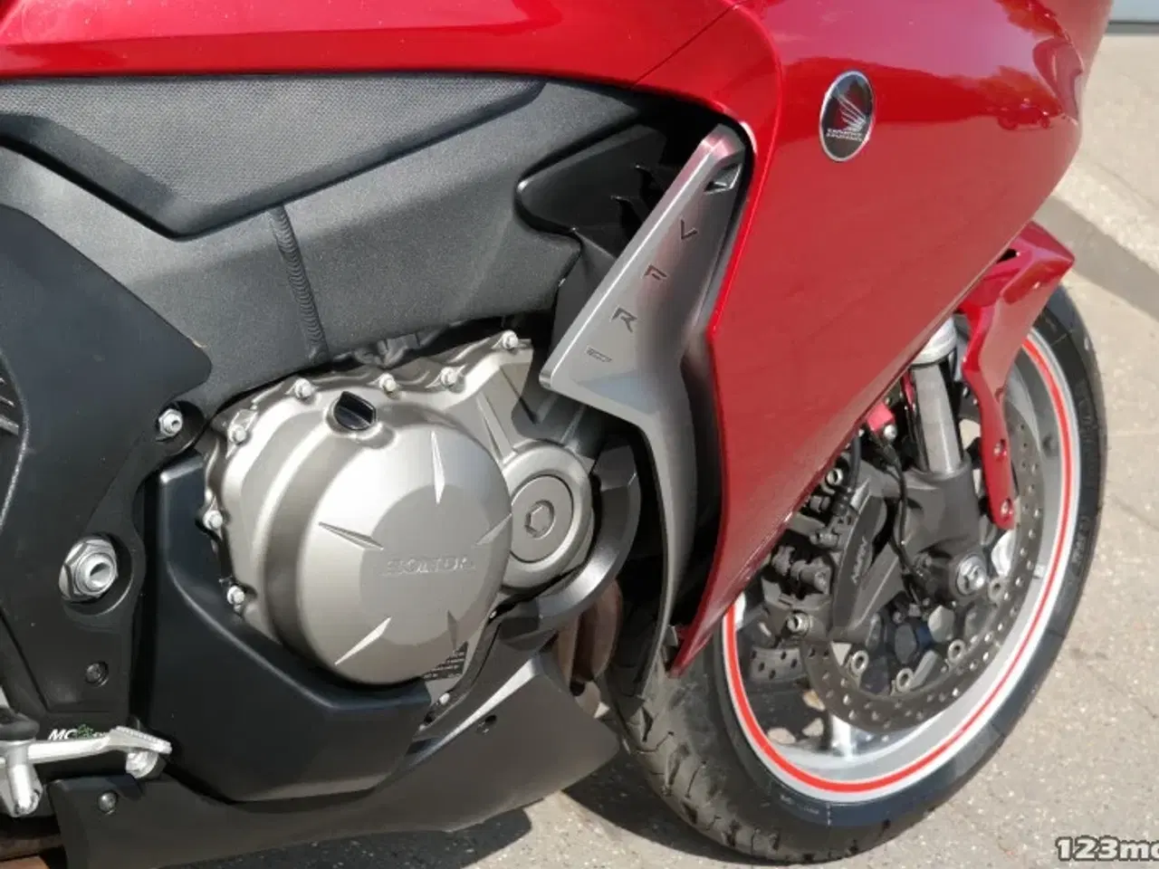 Billede 11 - Honda VFR 1200 F MC-SYD       BYTTER GERNE