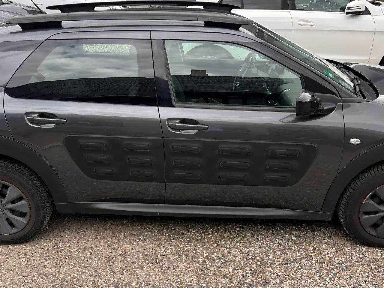 Billede 5 - Pæn Citroën C4 Cactus m. Træk