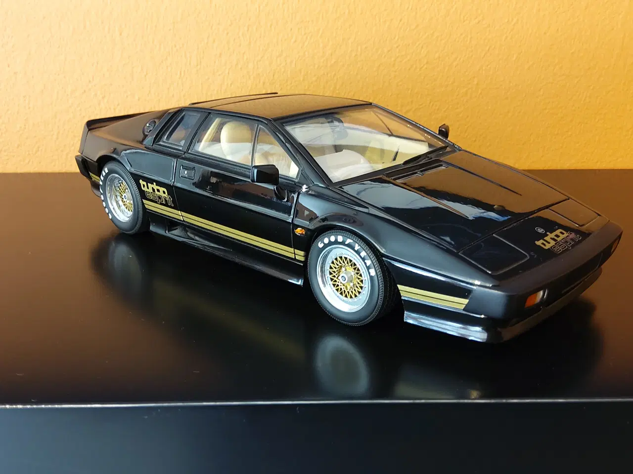 Billede 2 - Lotus Esprit Turbo
