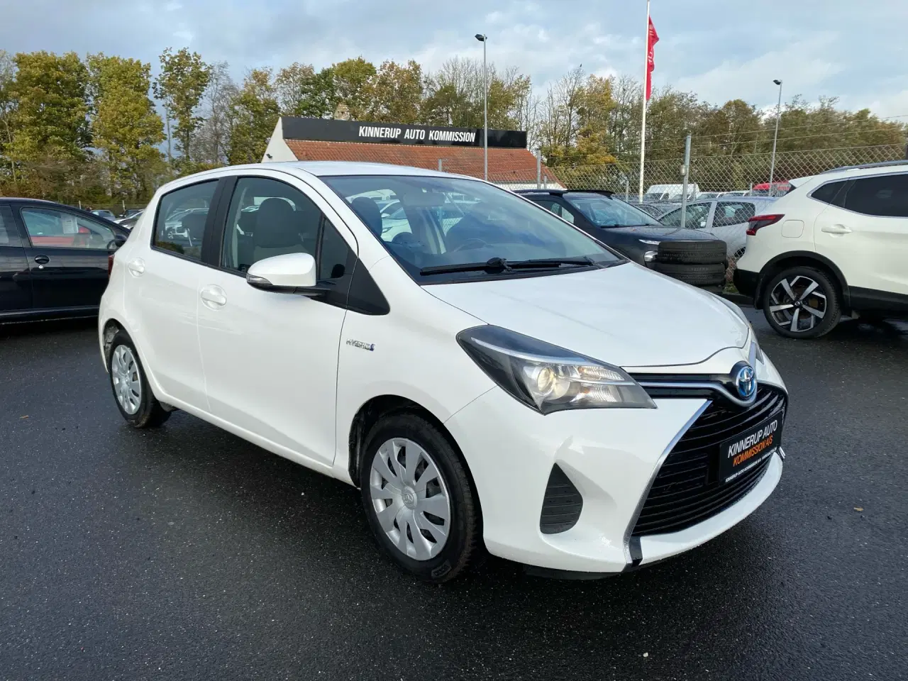 Billede 2 - Toyota Yaris 1,5 Hybrid H2 E-CVT 100HK 5d Trinl. Gear