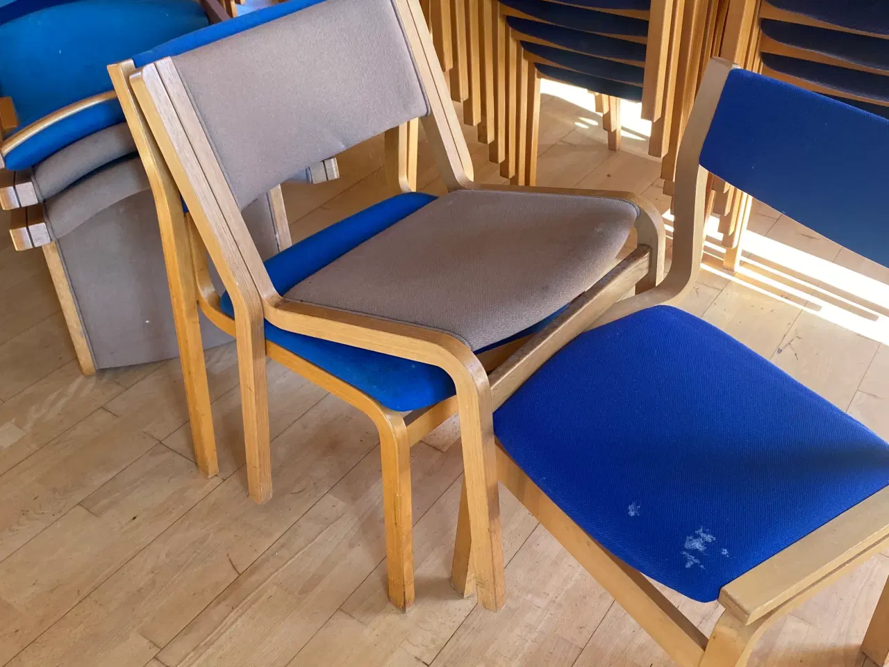 Billede 2 - Stole i forskellige farver